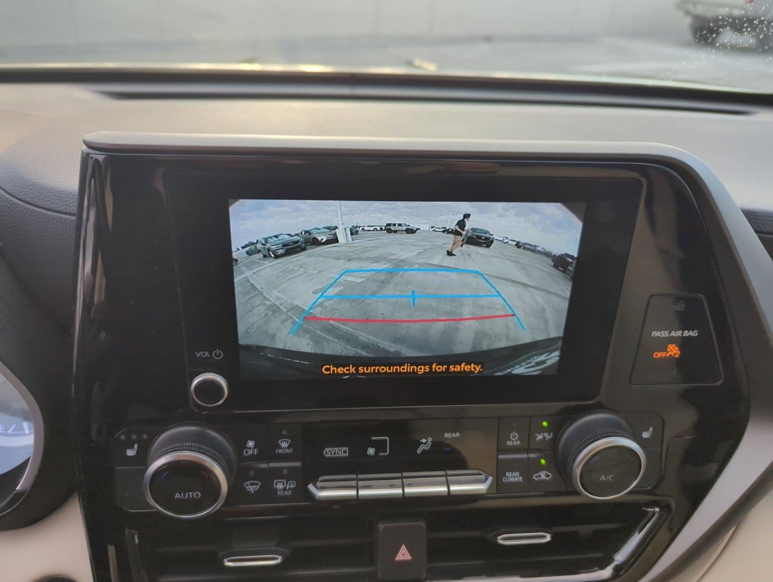 2023 Toyota Highlander XLE FWD (Natl)