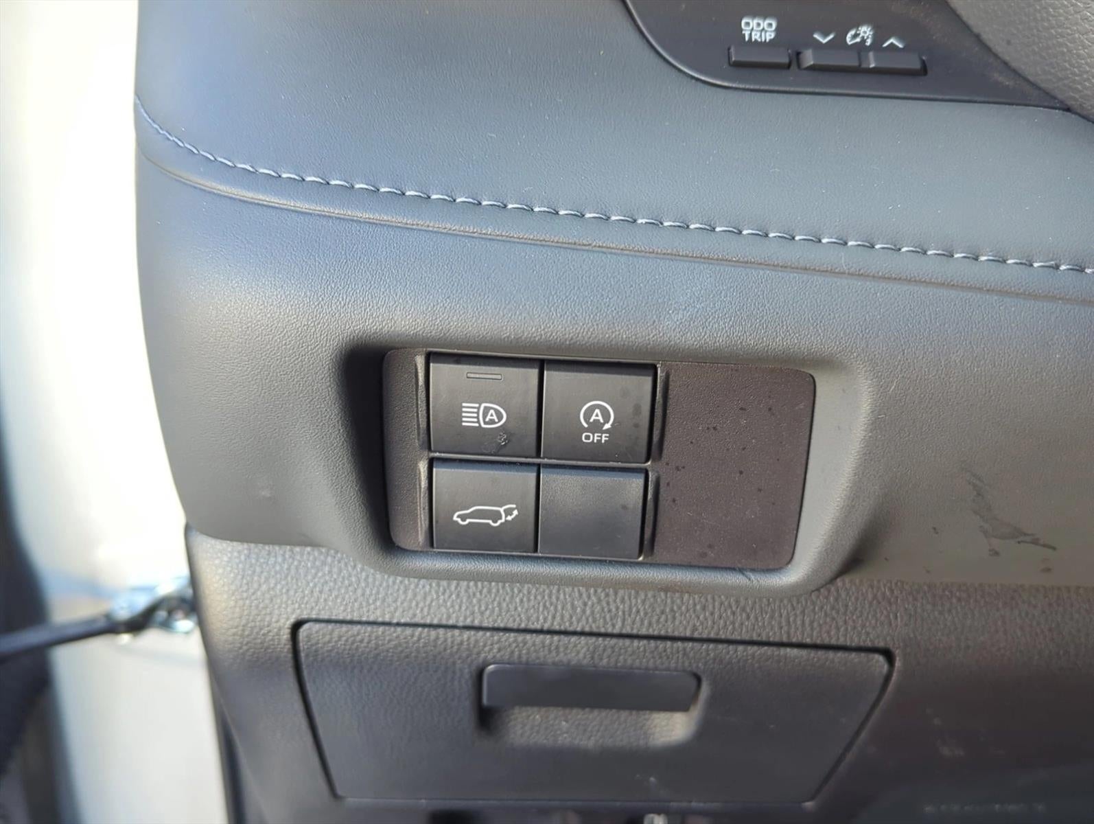 2023 Toyota Highlander LE FWD (GS)