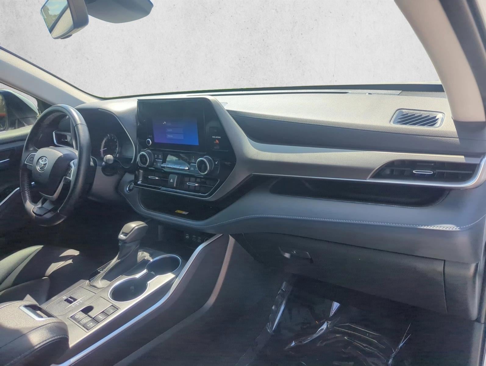2023 Toyota Highlander XLE FWD (Natl)