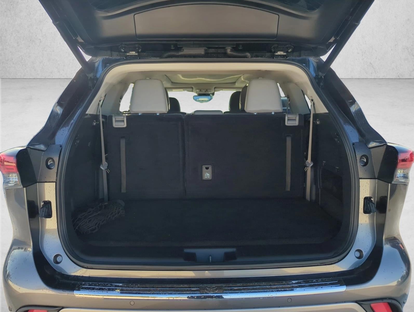 2023 Toyota Highlander Platinum FWD (Natl)