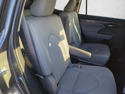 2023 Toyota Highlander Platinum FWD (Natl)