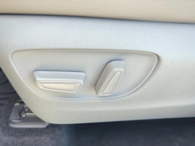 2025 Toyota Highlander LE FWD (GS)