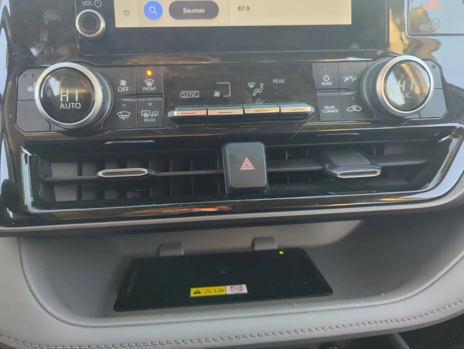 2023 Toyota Highlander XLE AWD (Natl)