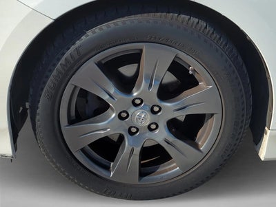 2017 Toyota Sienna SE FWD 8-Passenger (Natl)