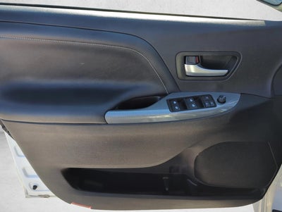 2017 Toyota Sienna SE FWD 8-Passenger (Natl)