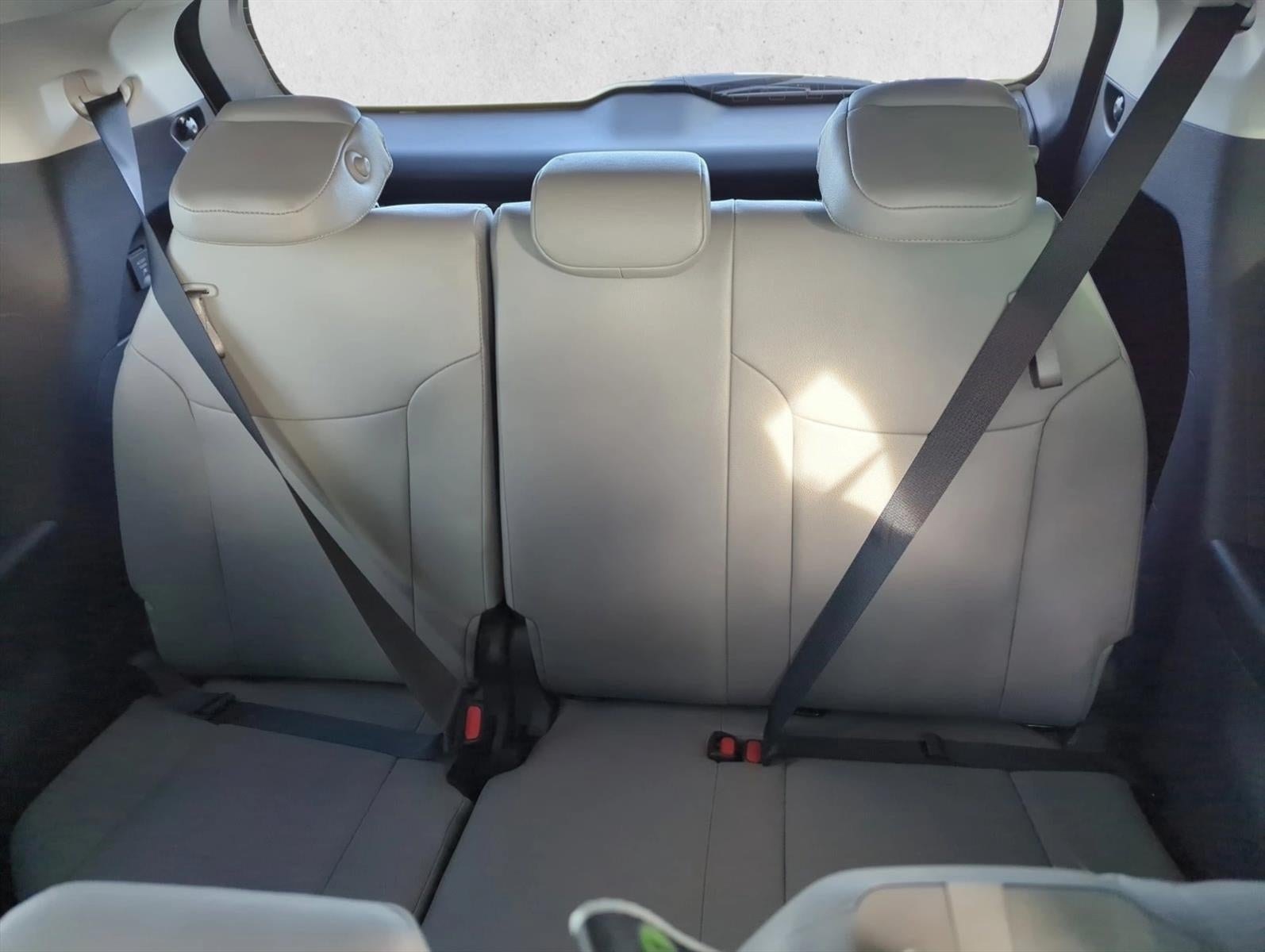 2026 Toyota Sienna XLE FWD 8-Passenger (Natl)