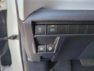 2025 Toyota Sienna XLE FWD 8-Passenger (Natl)