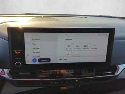 2025 Toyota Sienna XLE FWD 8-Passenger (Natl)