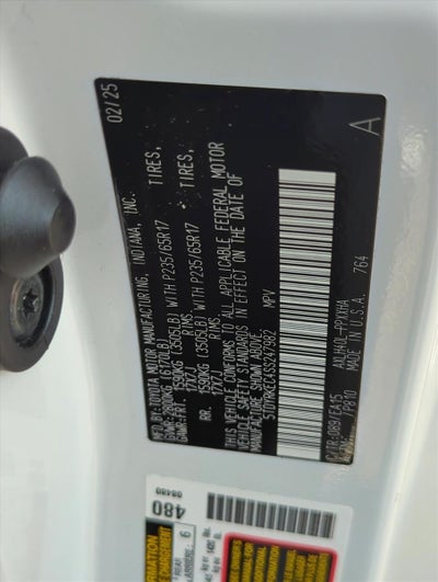 2025 Toyota Sienna XLE FWD 8-Passenger (Natl)