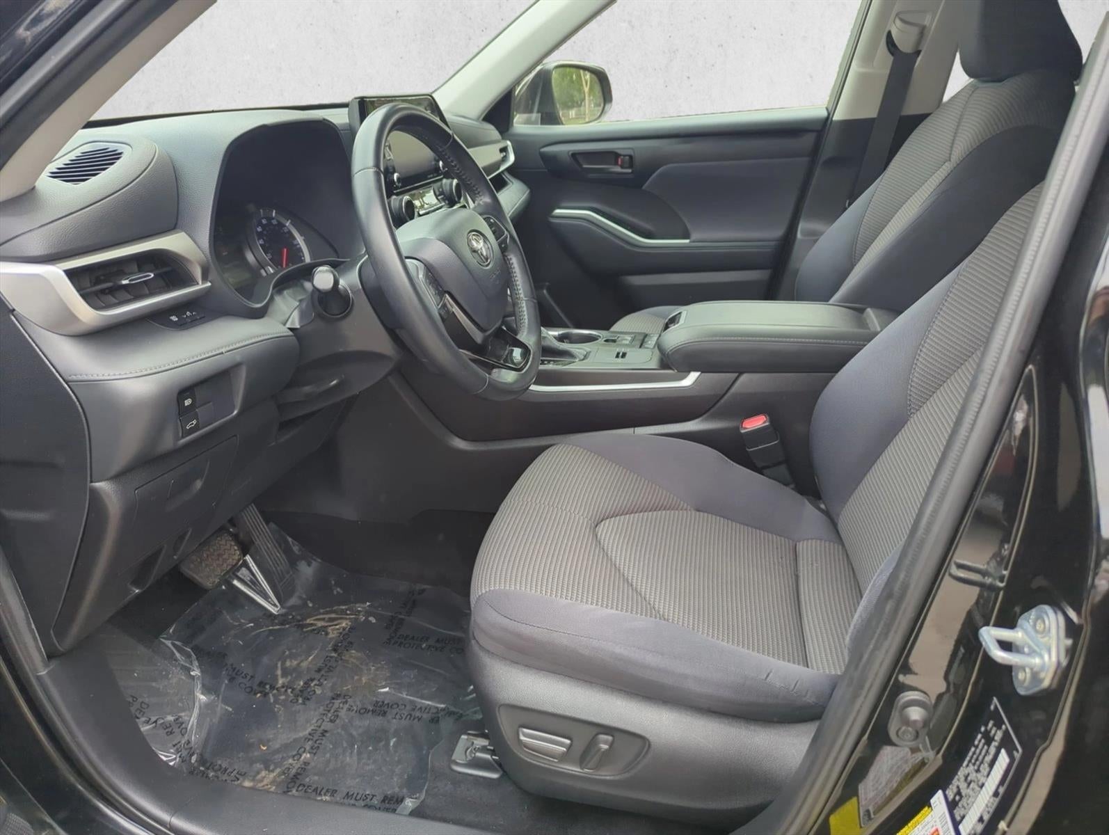 2021 Toyota Highlander LE FWD (GS)