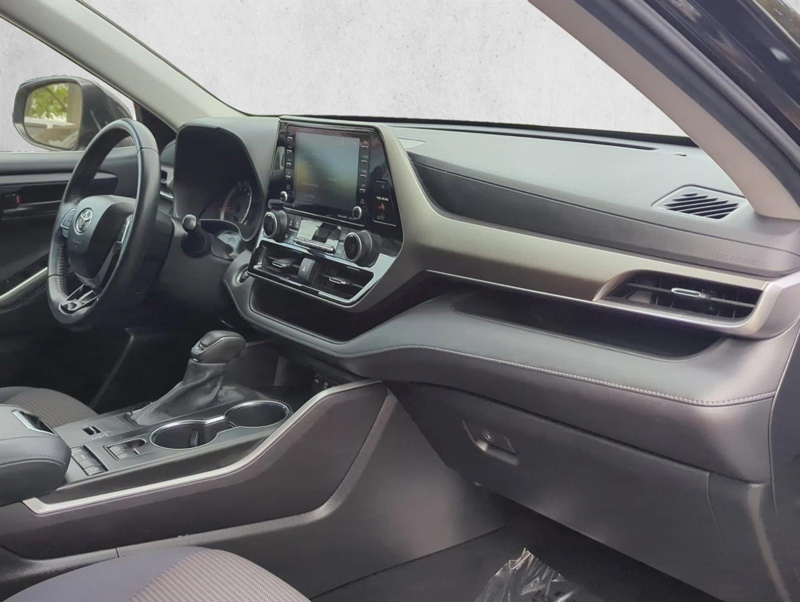 2021 Toyota Highlander LE FWD (GS)