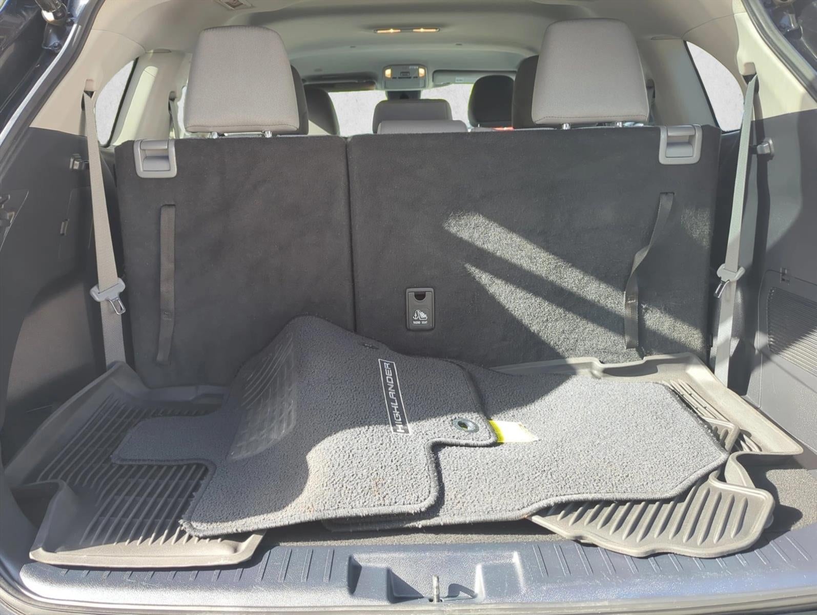 2020 Toyota Highlander LE FWD (GS)