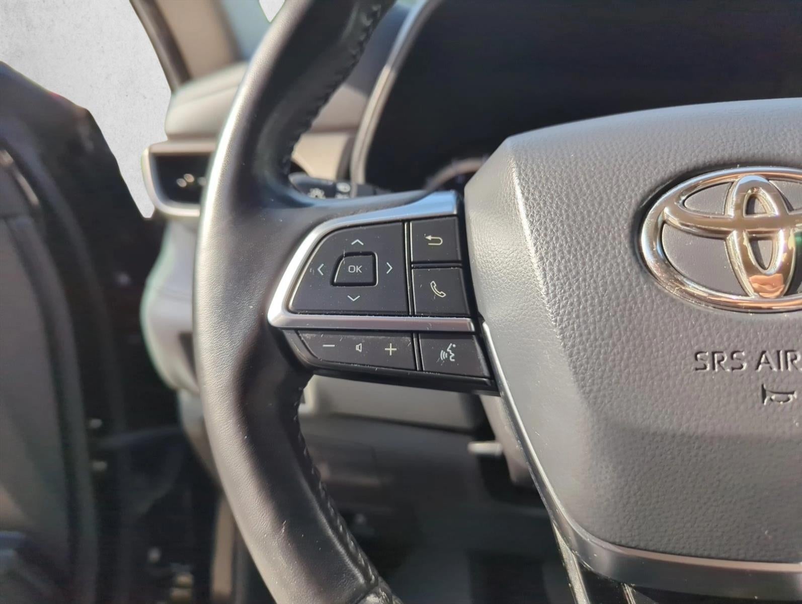 2020 Toyota Highlander LE FWD (GS)