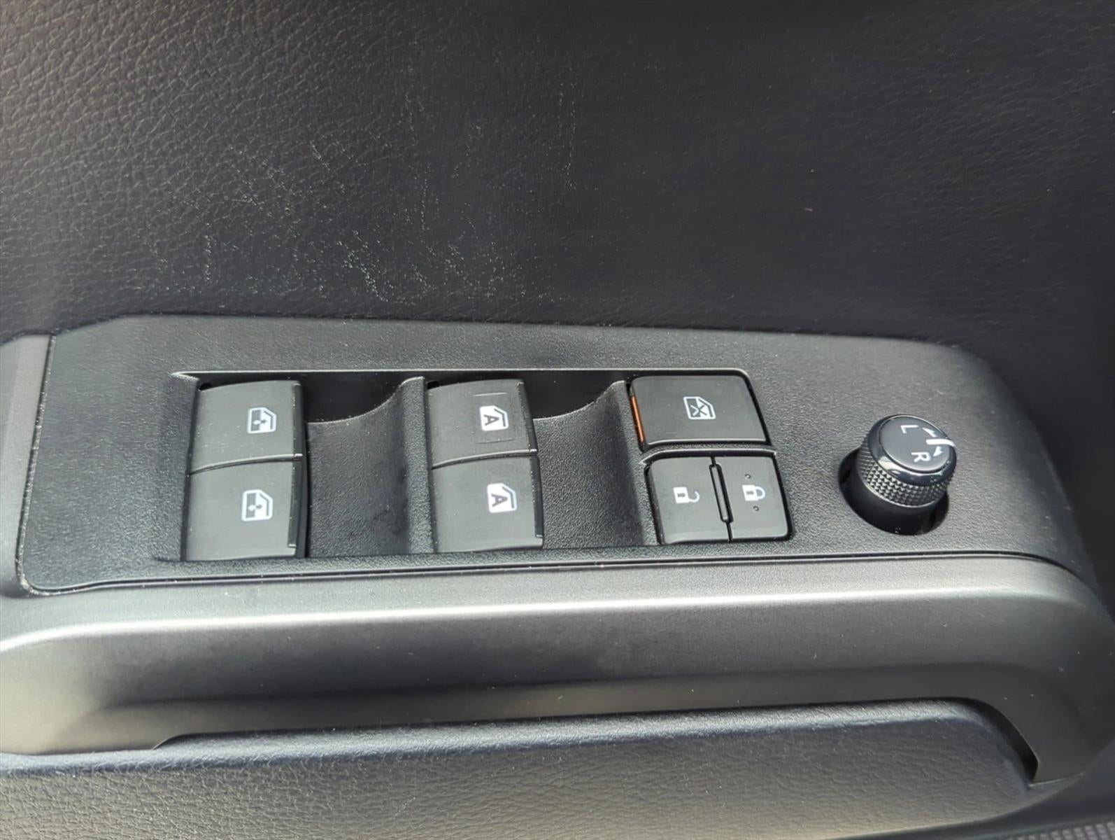 2021 Toyota Tacoma 4WD 4WD TRD Sport Double Cab 5' Bed V6 AT (Natl)