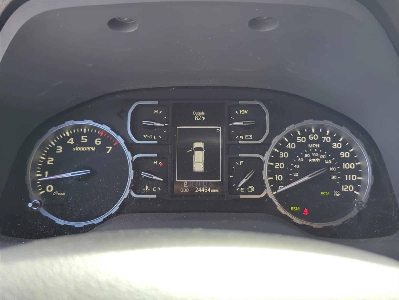 2021 Toyota Tundra 2WD 2WD SR5 CrewMax 5.5' Bed 5.7L (SE)