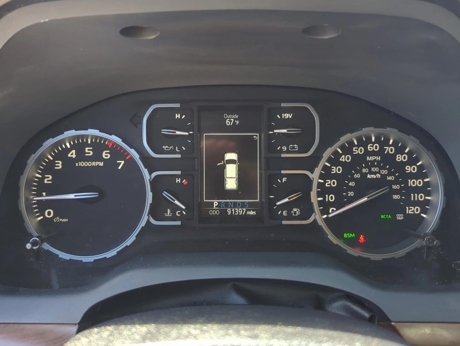 2021 Toyota Tundra 2WD 2WD Limited CrewMax 5.5' Bed 5.7L (GS)