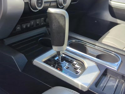 2021 Toyota Tundra 2WD 2WD Limited CrewMax 5.5' Bed 5.7L (GS)