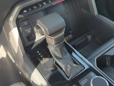 2026 Toyota Tundra 4WD 4WD Limited CrewMax 5.5' Bed (Natl)