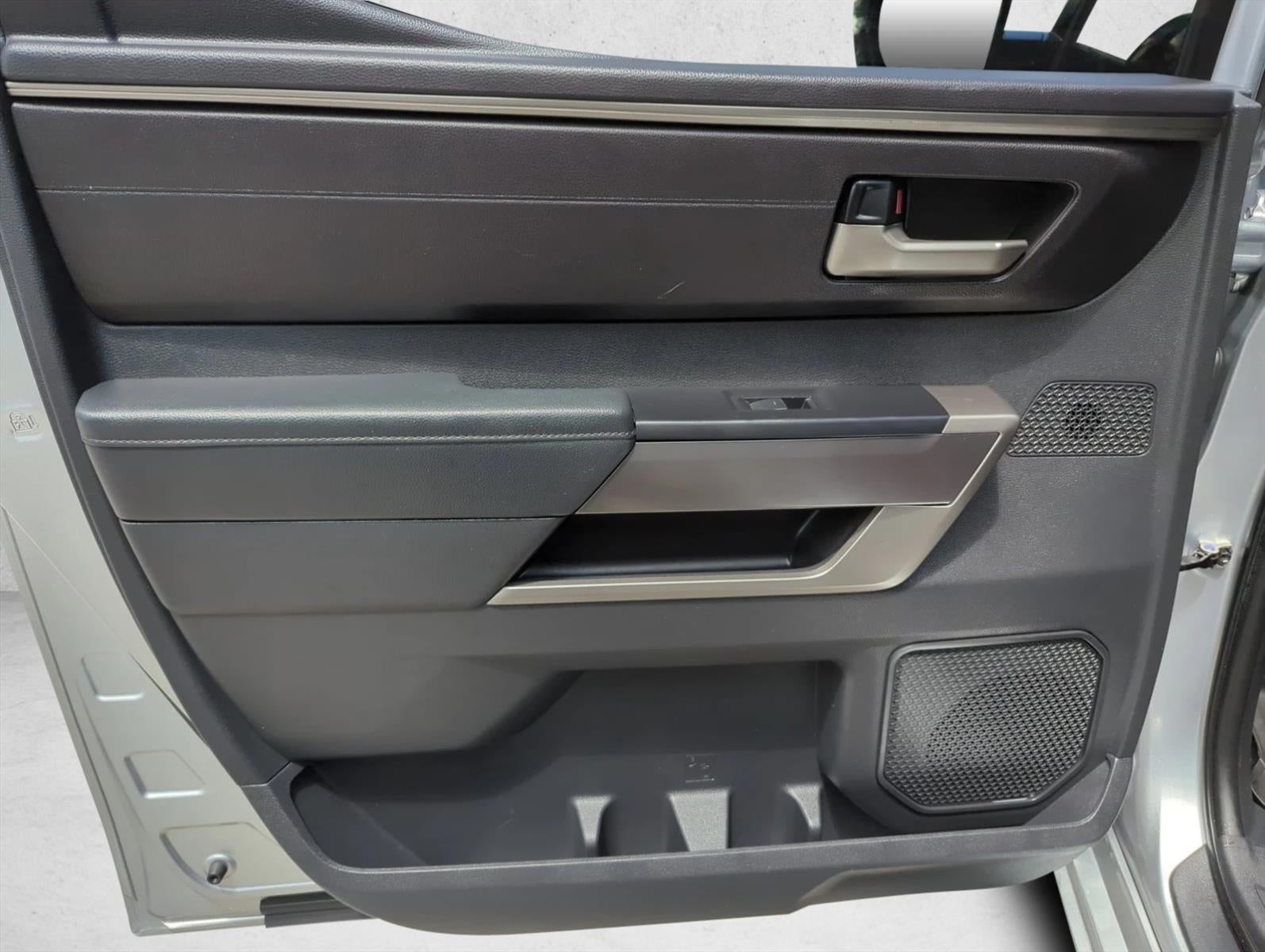 2024 Toyota Tundra 2WD 2WD SR5 CrewMax 5.5' Bed (SE)
