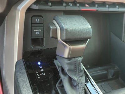 2024 Toyota Tundra 4WD 4WD SR5 CrewMax 5.5' Bed (Natl)