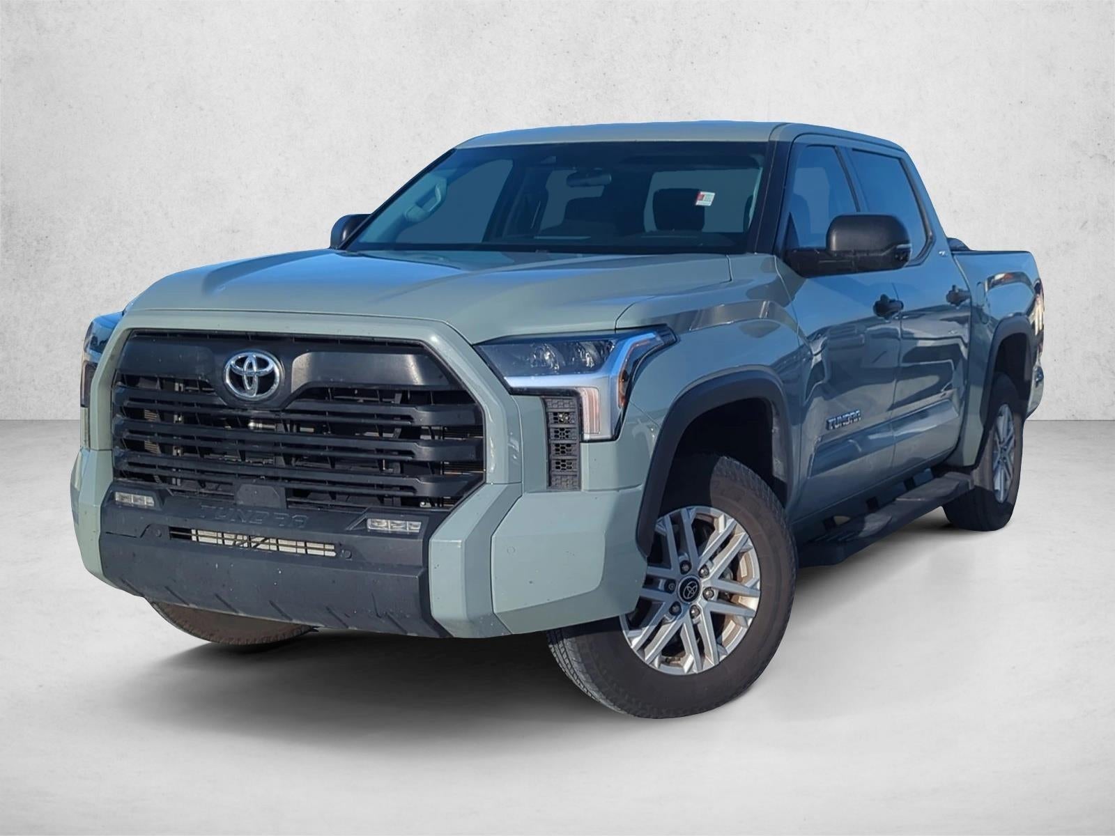 2024 Toyota Tundra 4WD 4WD SR5 CrewMax 5.5' Bed (SE)