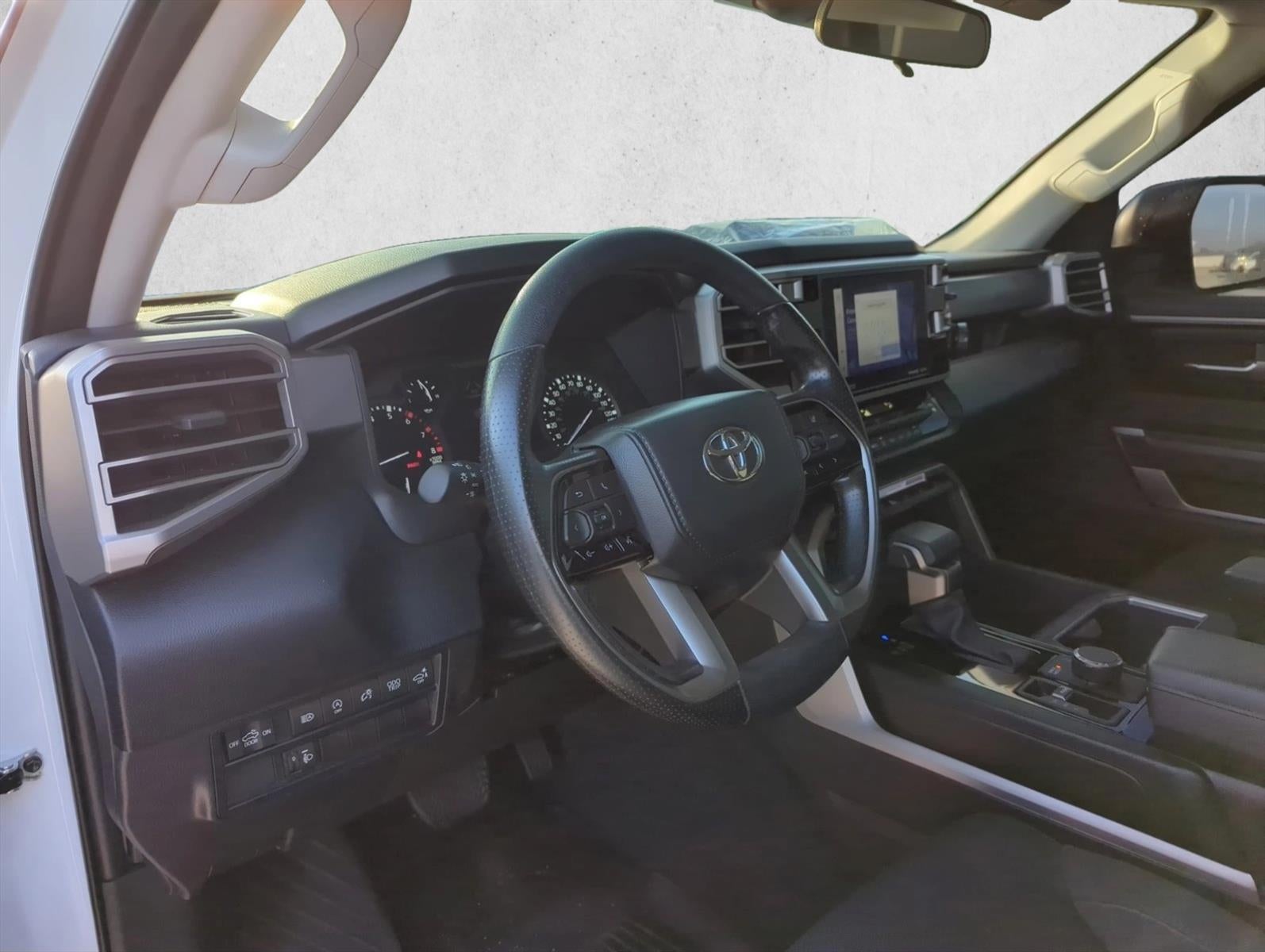 2024 Toyota Tundra 4WD 4WD SR5 CrewMax 5.5' Bed (Natl)