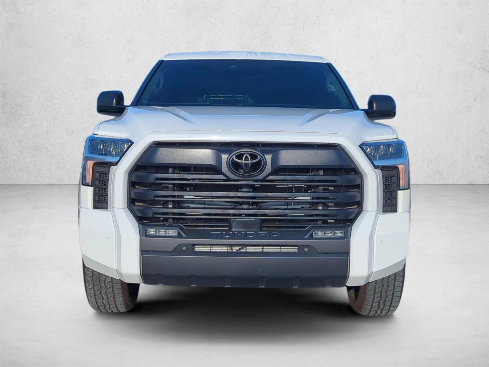 2024 Toyota Tundra 4WD 4WD SR5 CrewMax 5.5' Bed (Natl)