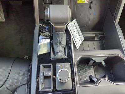 2026 Toyota Tundra 4WD 4WD SR5 CrewMax 5.5' Bed (SE)