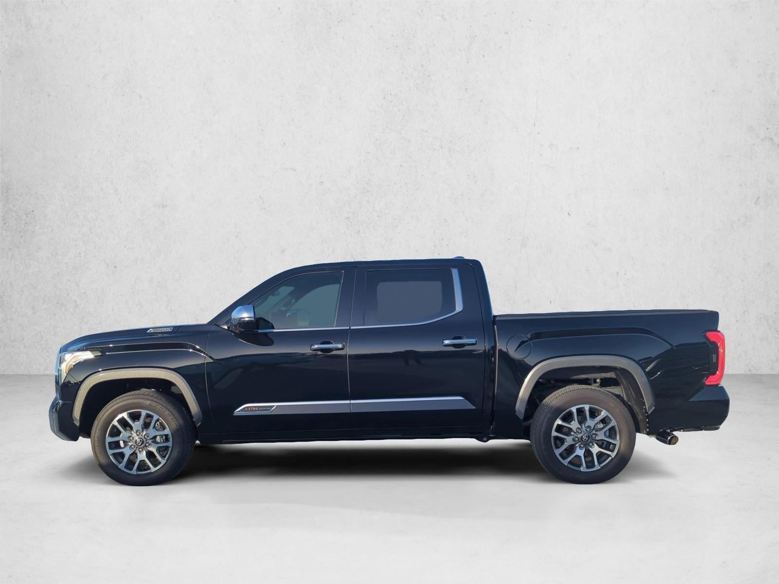 2026 Toyota Tundra 4WD 4WD 1794 Edition Hybrid CrewMax 5.5' Bed (Natl)