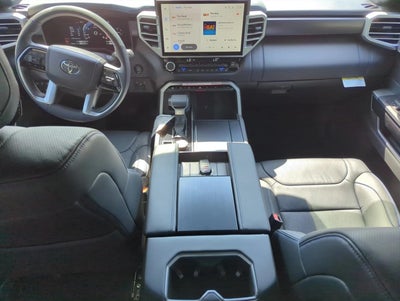 2025 Toyota Tundra 4WD 4WD Platinum CrewMax 5.5' Bed (Natl)