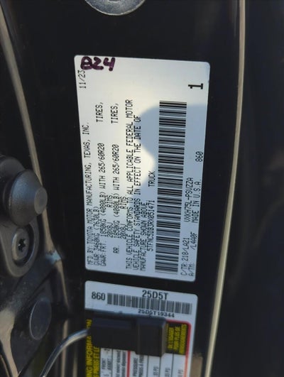 2024 Toyota Tundra 4WD 4WD Platinum Hybrid CrewMax 5.5' Bed (Natl)