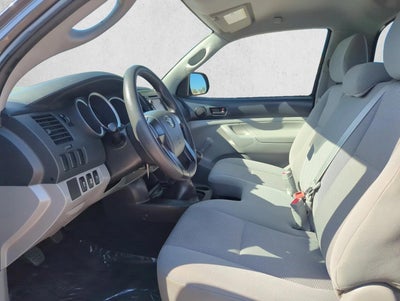 2013 Toyota Tacoma 4WD Regular Cab Standard Bed I4 Manual (Natl)