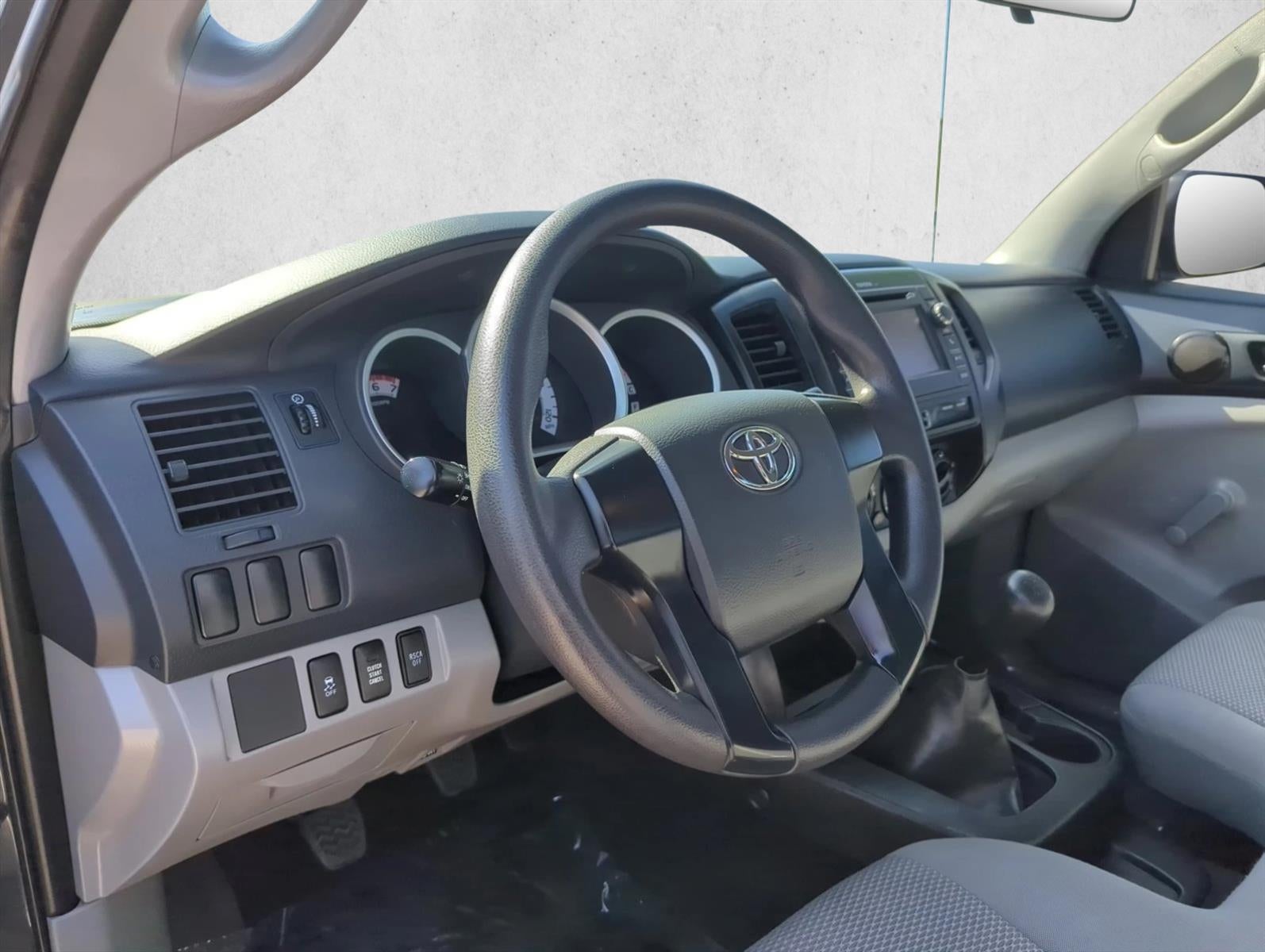 2013 Toyota Tacoma 4WD Regular Cab Standard Bed I4 Manual (Natl)