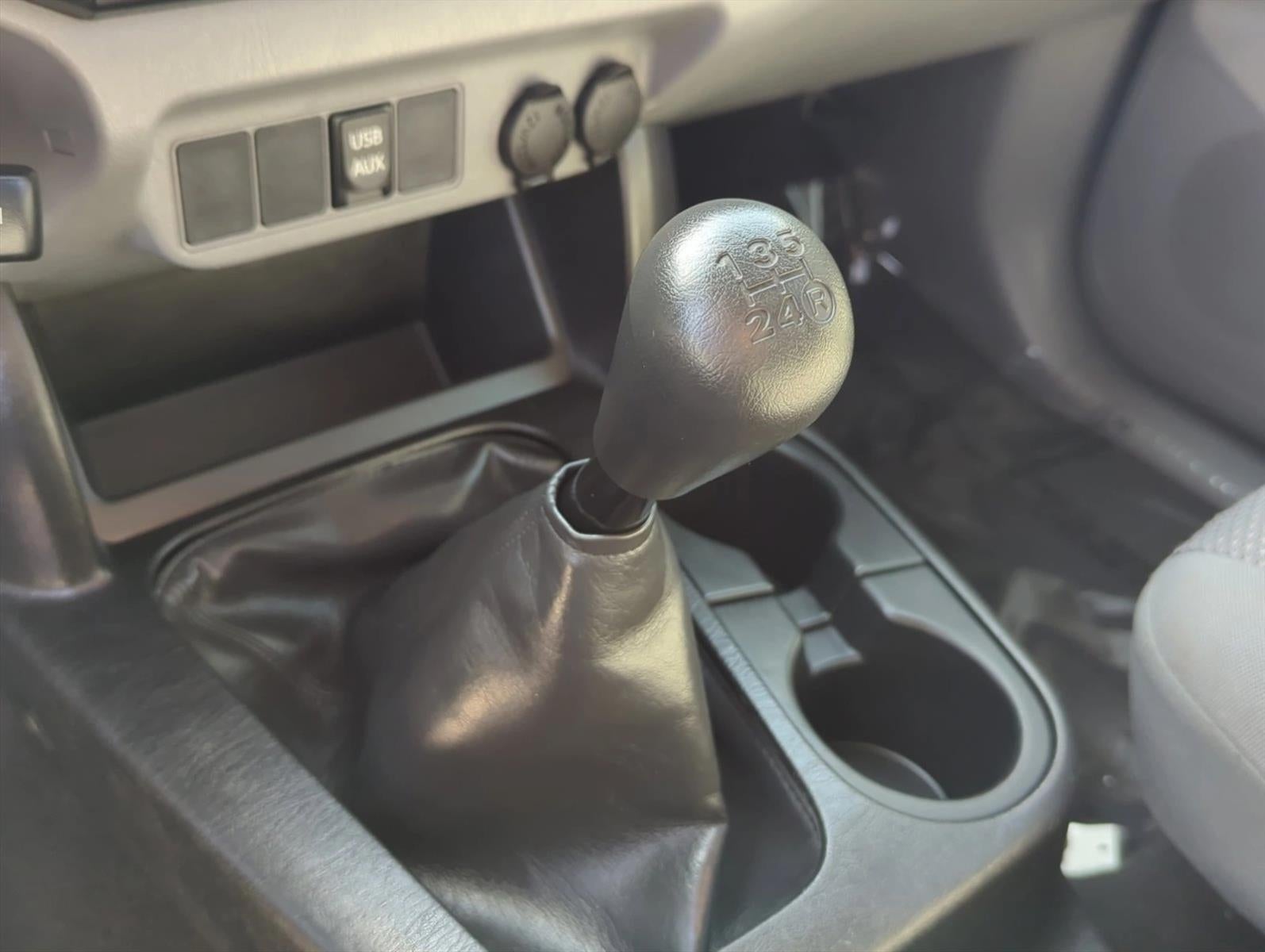 2013 Toyota Tacoma 4WD Regular Cab Standard Bed I4 Manual (Natl)