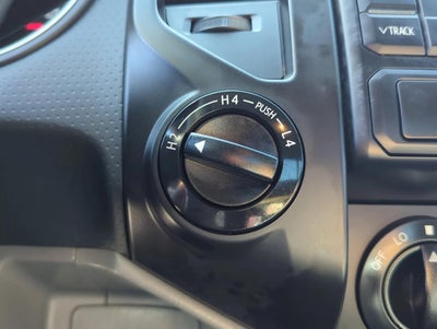 2013 Toyota Tacoma 4WD Regular Cab Standard Bed I4 Manual (Natl)