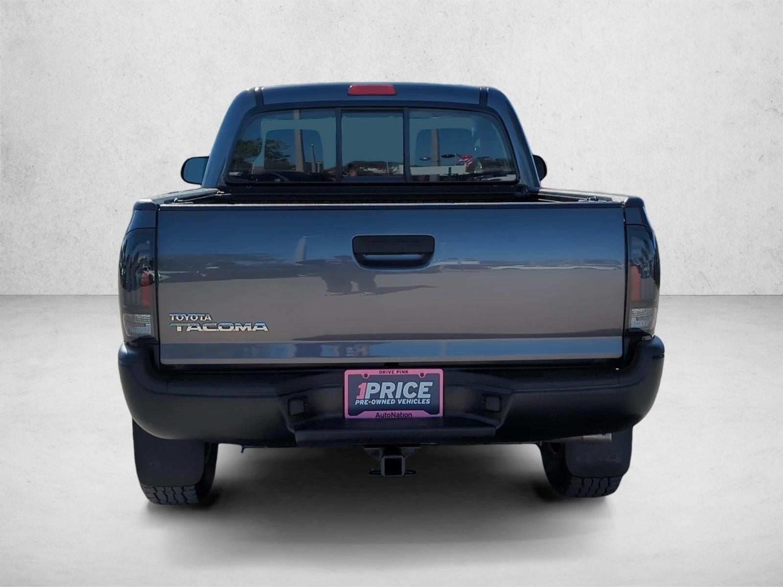 2013 Toyota Tacoma 4WD Regular Cab Standard Bed I4 Manual (Natl)