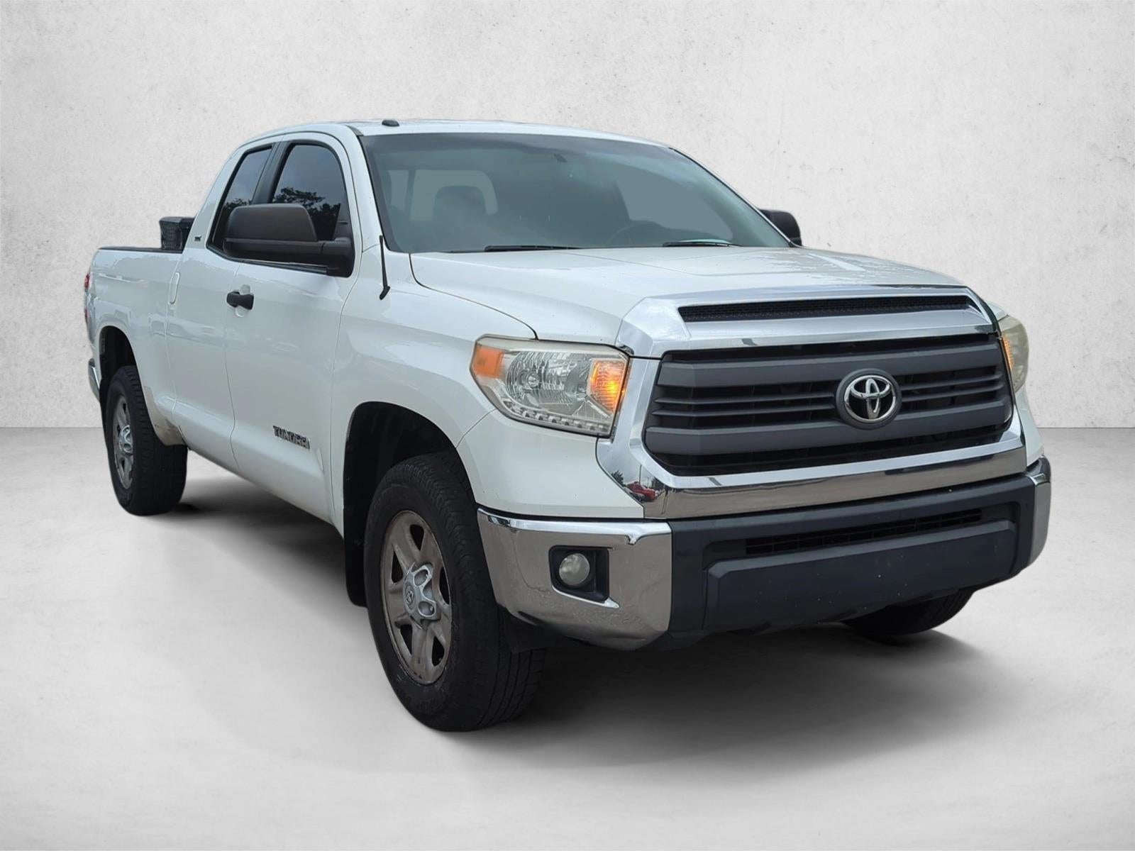 2015 Toyota Tundra 2WD Truck 2WD Double Cab Standard Bed 4.6L V8 SR5 (Natl)