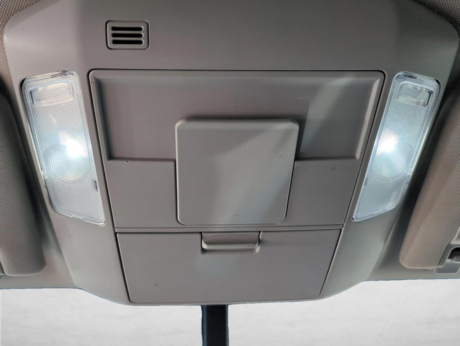 2016 Toyota Tundra 2WD Truck 2WD Double Cab Standard Bed 4.6L V8 SR5 (Natl)