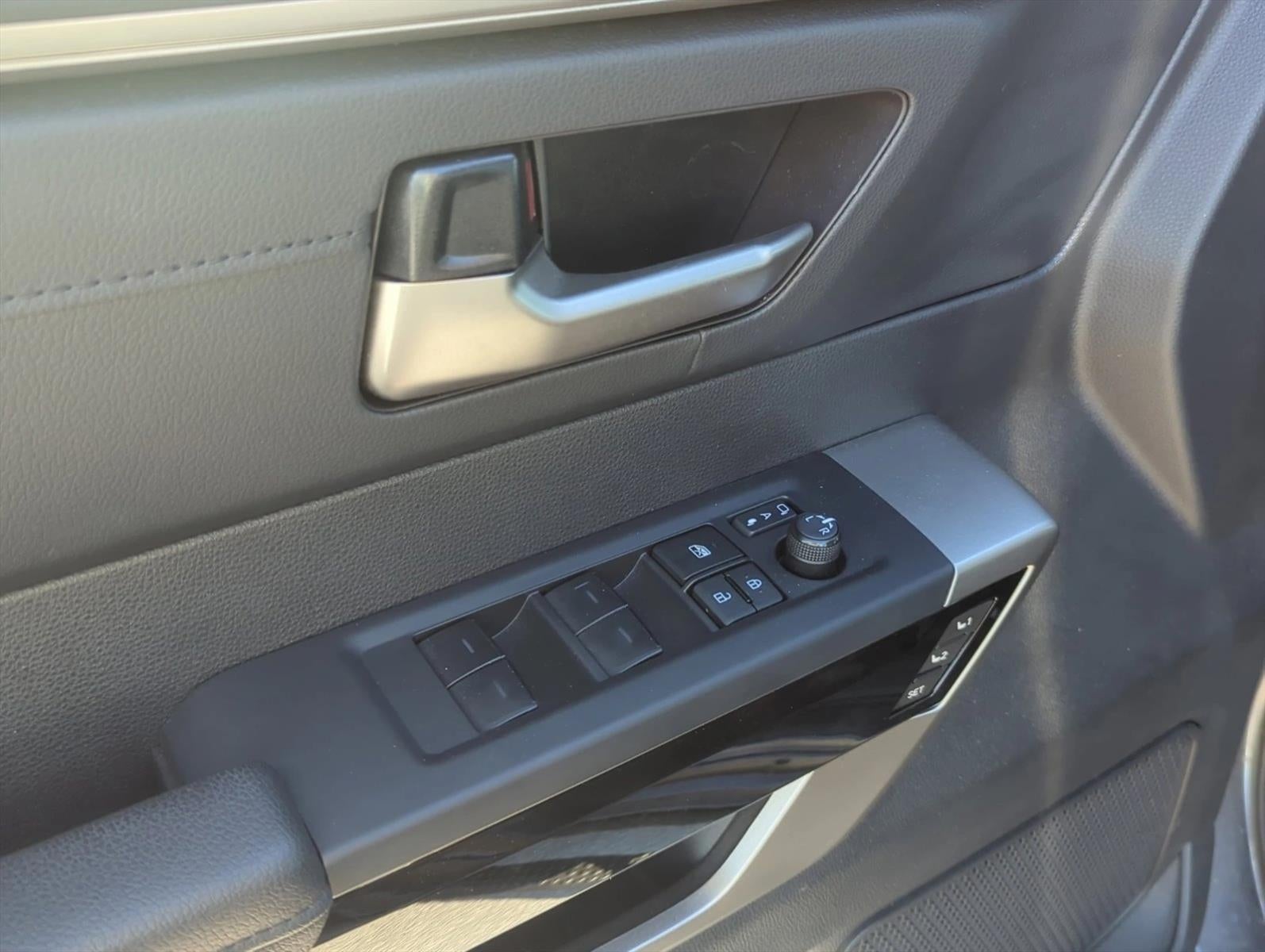 2024 Toyota Tundra 4WD 4WD Limited CrewMax 5.5' Bed (Natl)