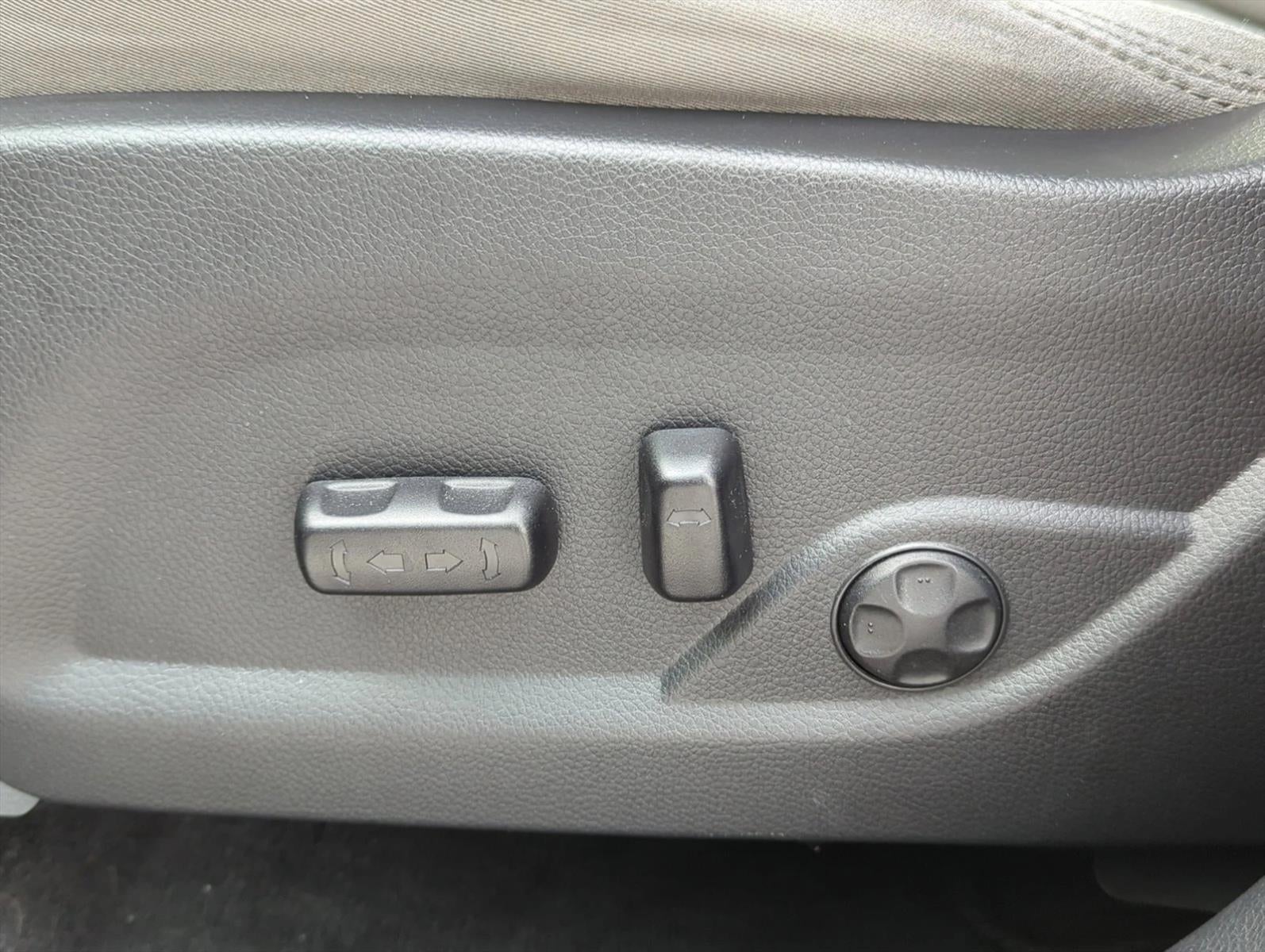 2014 Hyundai Santa Fe Sport FWD 4dr 2.4