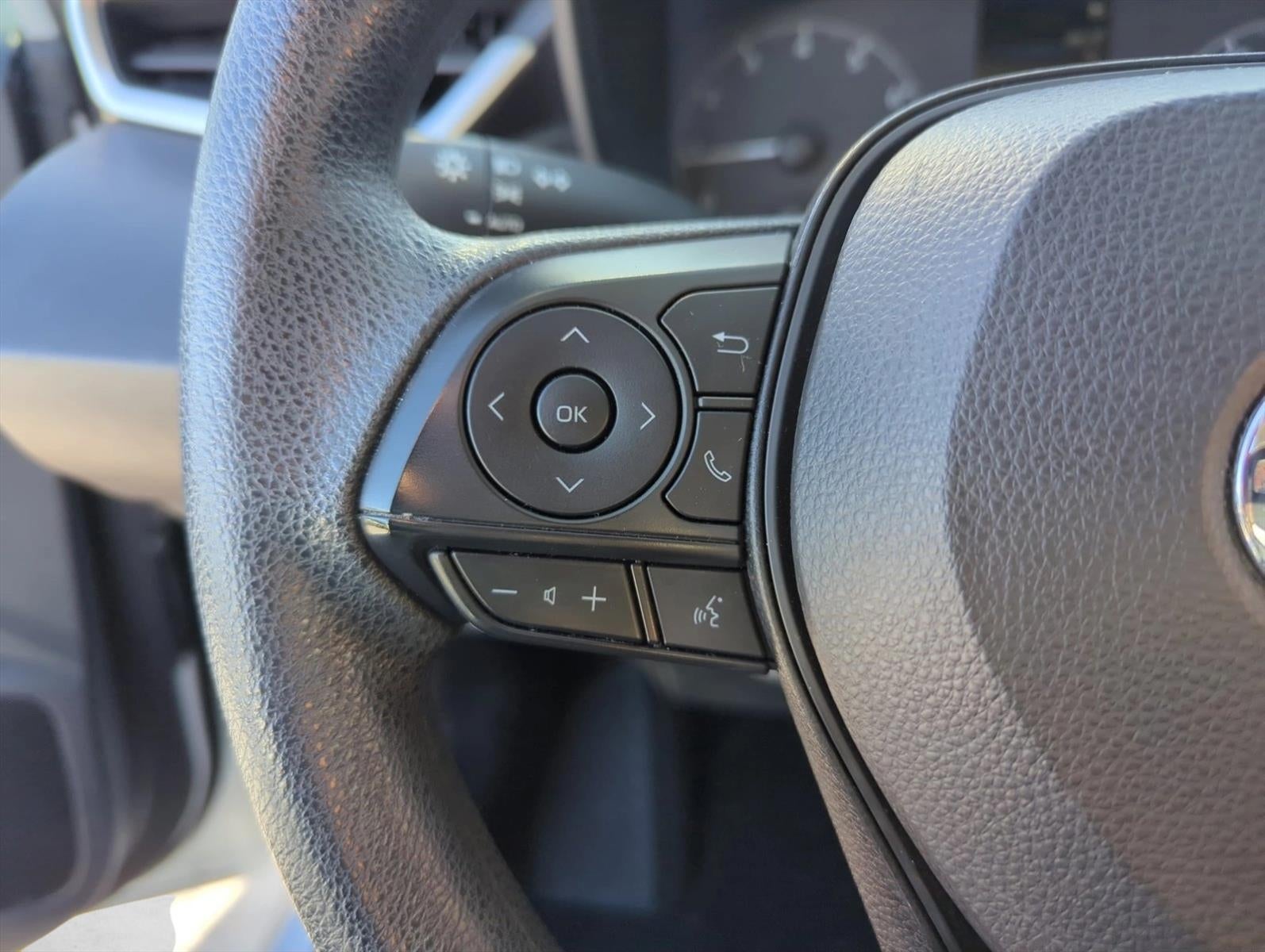 2023 Toyota Corolla LE CVT (Natl)