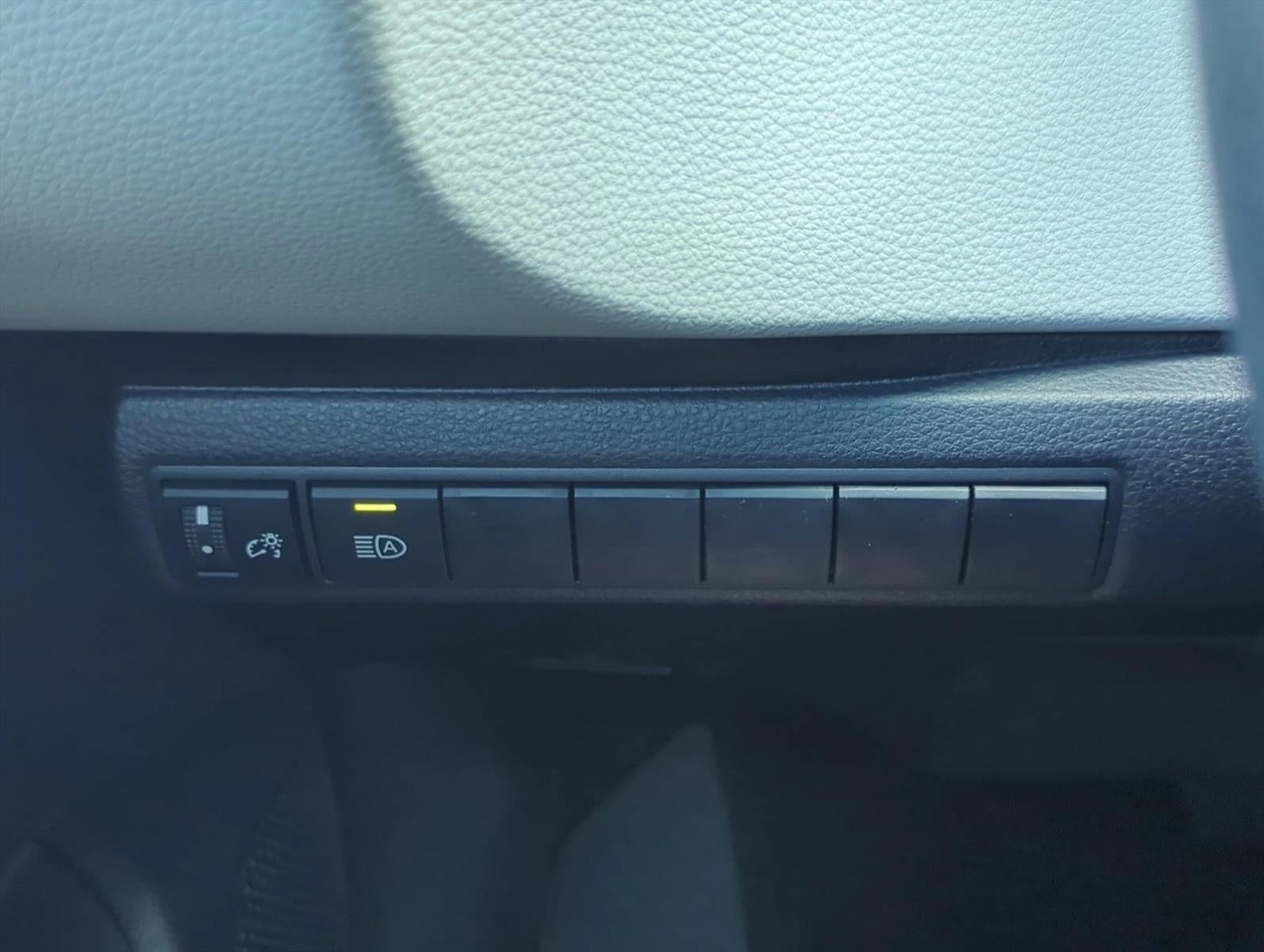 2026 Toyota Corolla LE CVT (Natl)