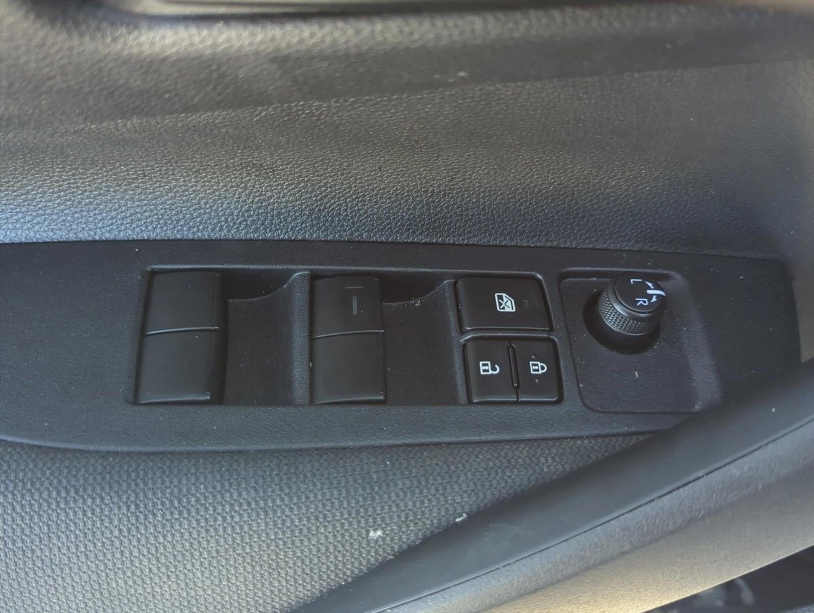 2025 Toyota Corolla LE CVT (Natl)