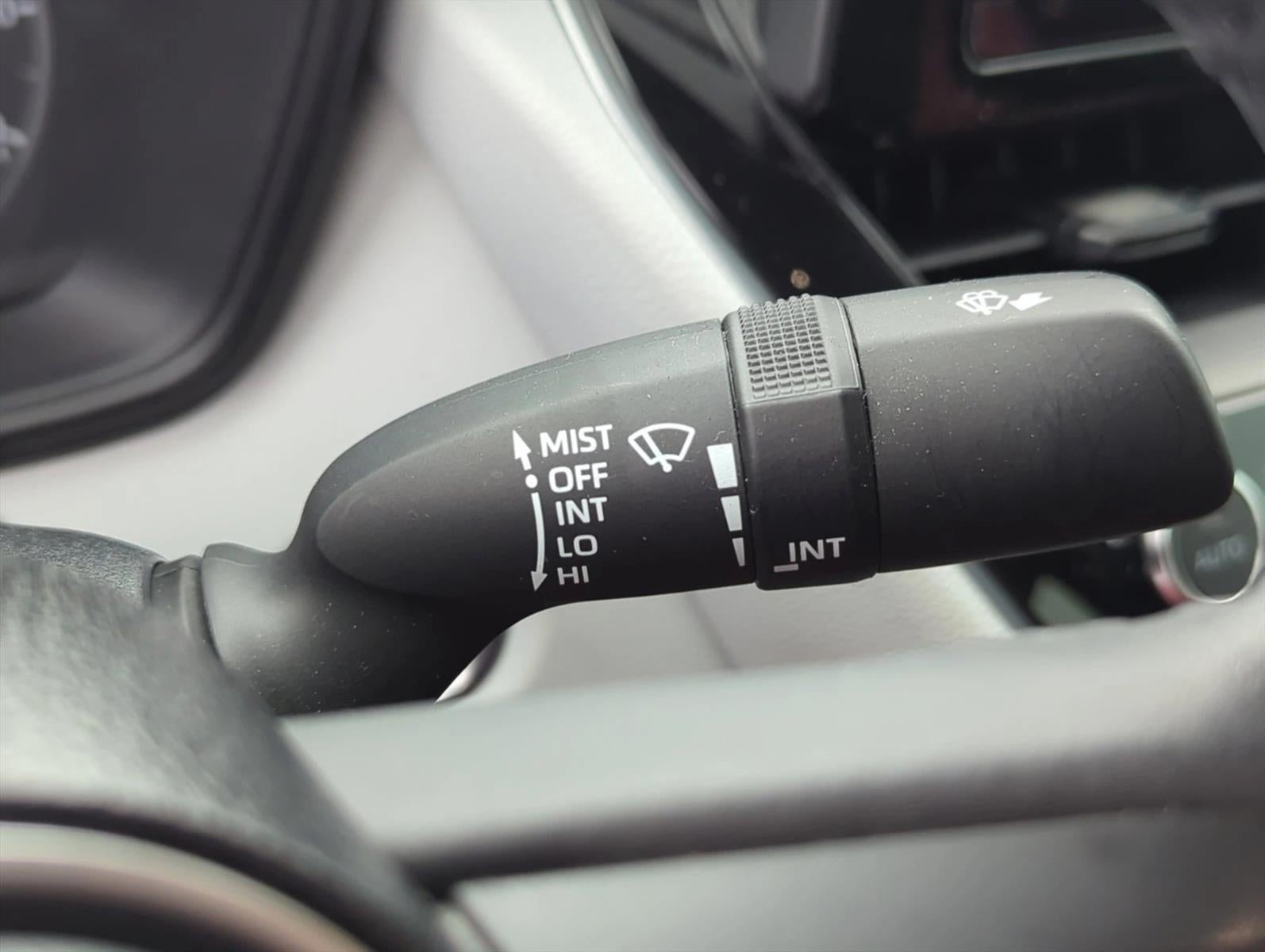 2024 Toyota Corolla SE CVT (Natl)