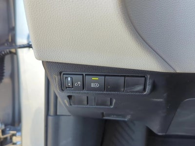 2025 Toyota Corolla Cross L 2WD (Natl)