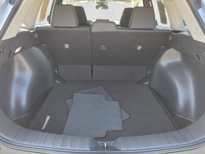 2024 Toyota Corolla Cross LE 2WD (Natl)