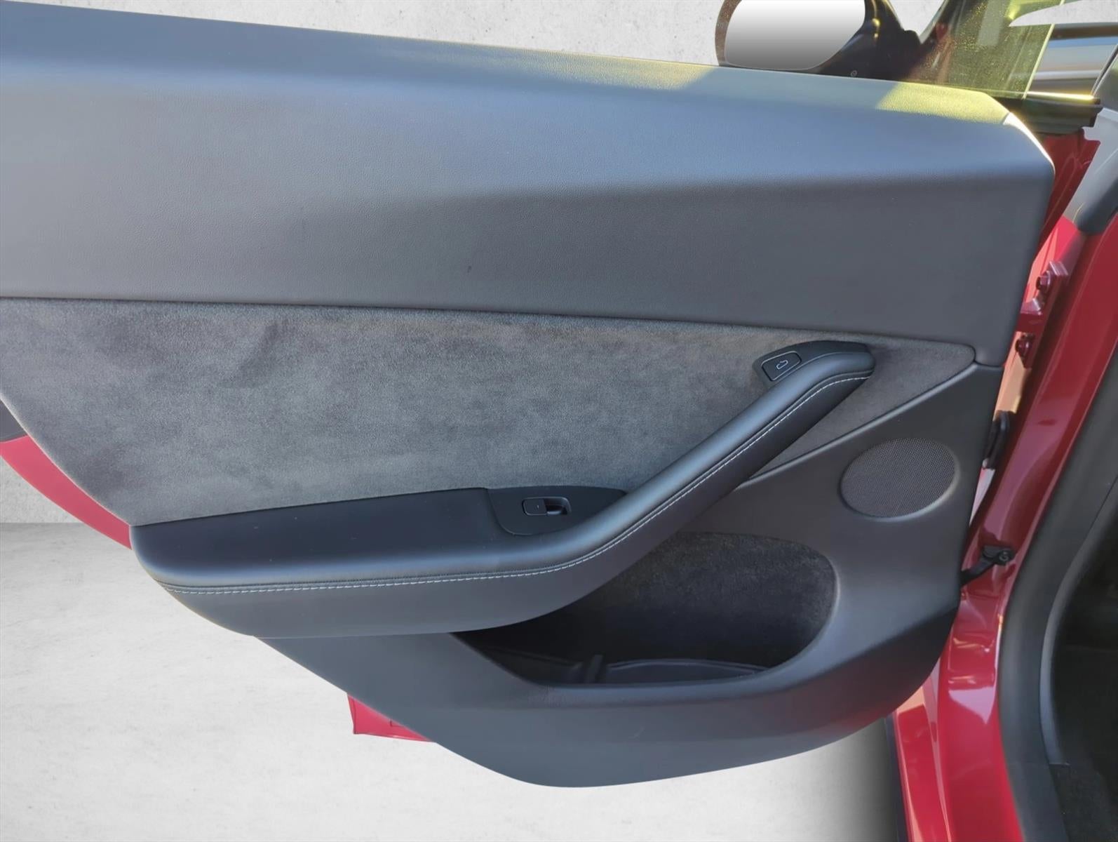 2023 Tesla Model Y Performance AWD