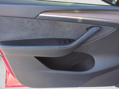 2023 Tesla Model Y Performance AWD