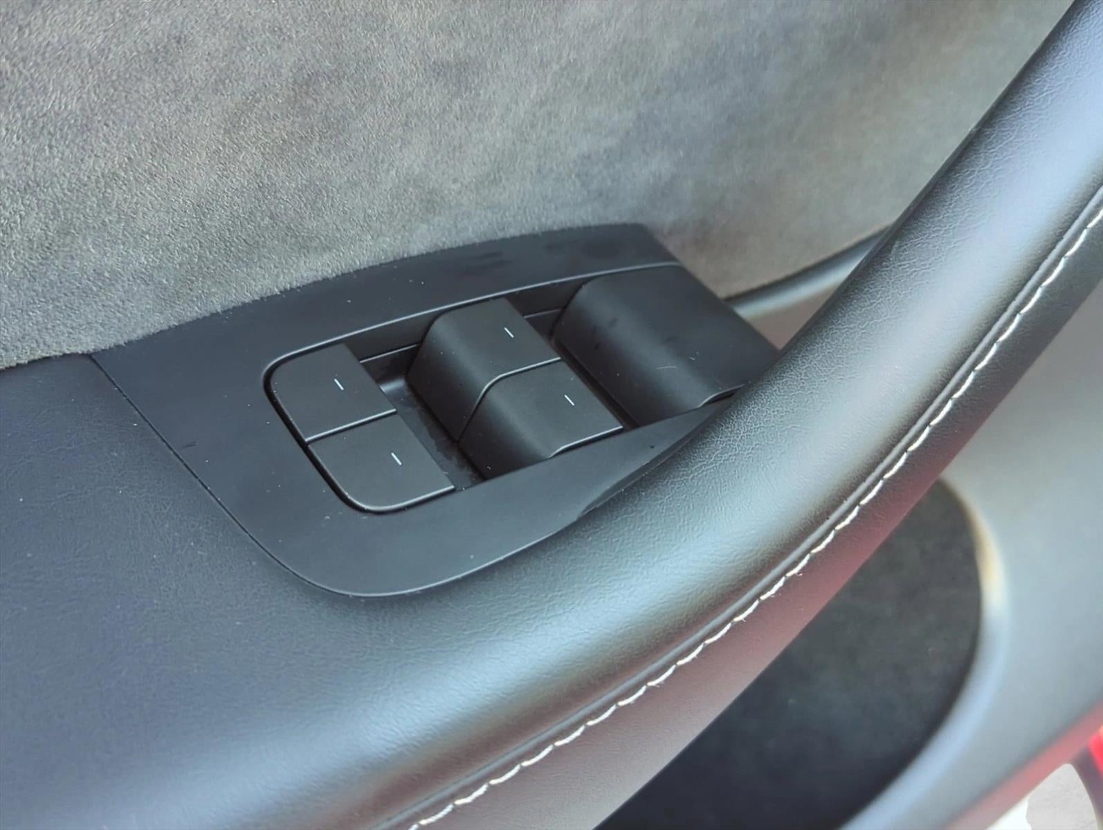 2023 Tesla Model Y Performance AWD