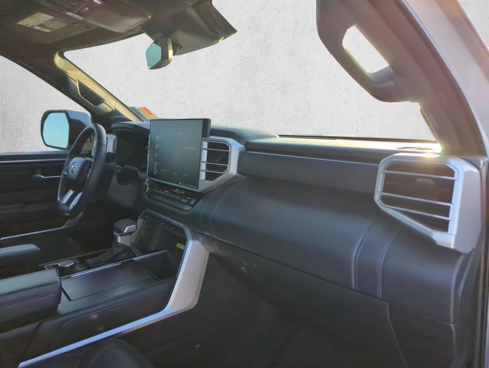 2023 Toyota Sequoia Platinum 4WD (Natl)